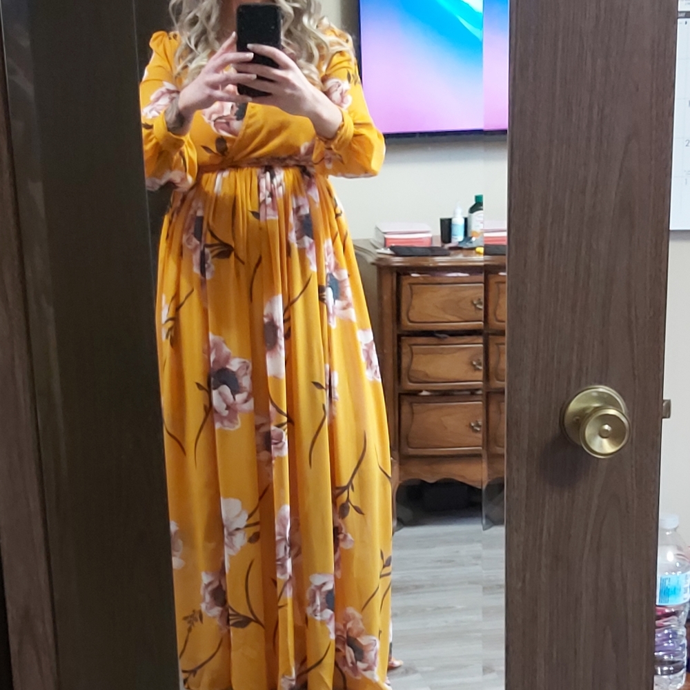 Yellow dress